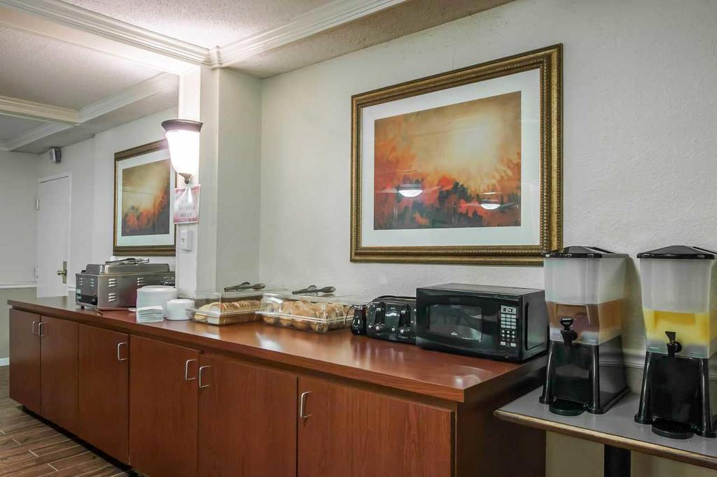Econo Lodge Downtown Мемфис Экстерьер фото